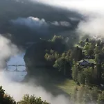 Dom wakacyjny La Passerelle A Mouzaive