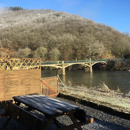 Dom wakacyjny La Passerelle A Mouzaive